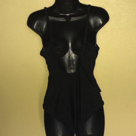 NWT Kona Sol swim black one piece size M. - Picture 10 of 16